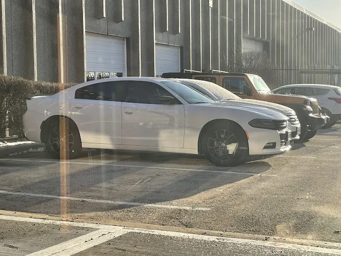 JC Auto Glass Inc. & Window Tinting 4