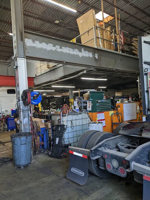 UC Truck Repair 7