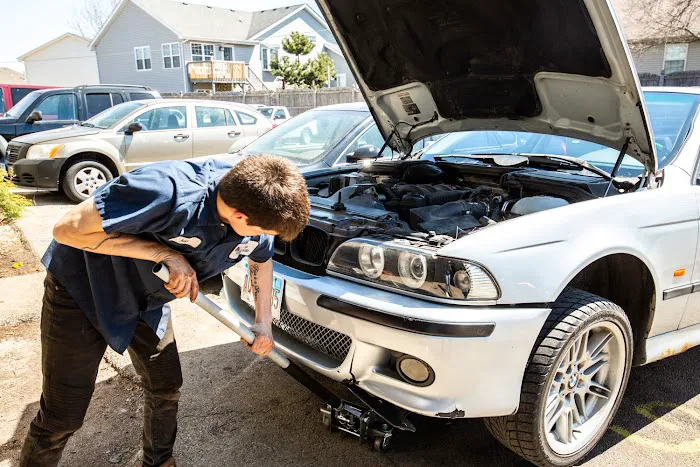 KJI Auto Repair 4