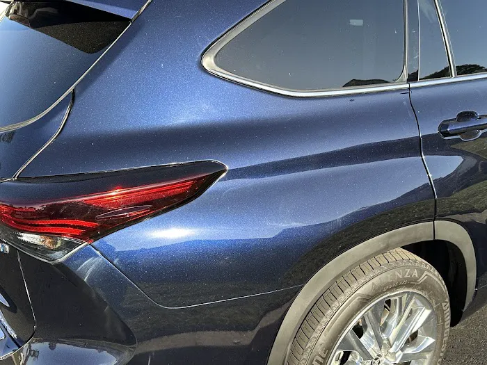 Avenue Auto Body Inc. 1