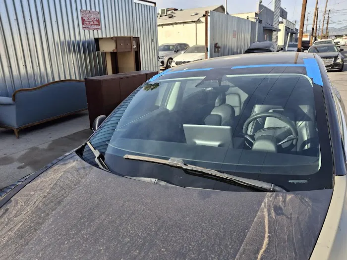 Menos auto glass 2