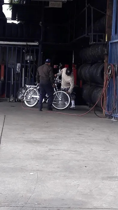Roberto's Tires 5