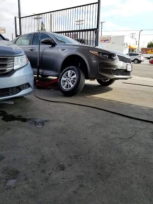 Roberto's Tires 2