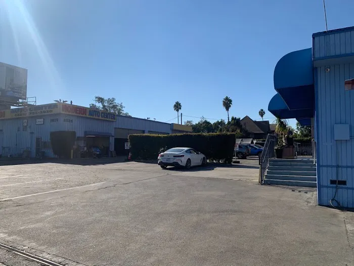 Modern Auto Center 7