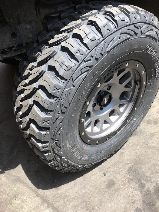 El Tigre Tires 1