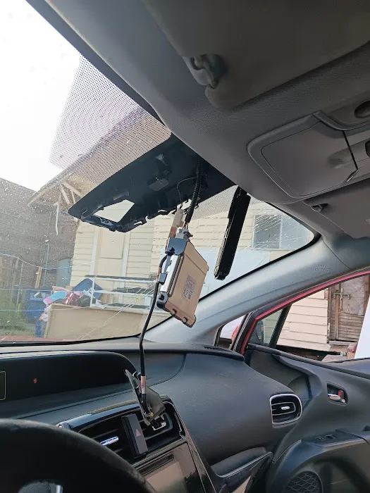 Friend's Auto Glass 9