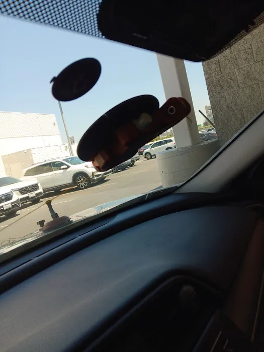 Friend's Auto Glass 1