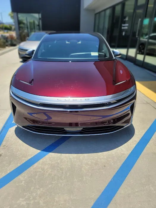 Lucid Service Center Torrance 6
