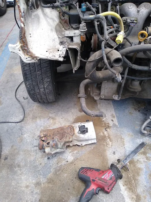 Flores Mobile Auto Repair 3