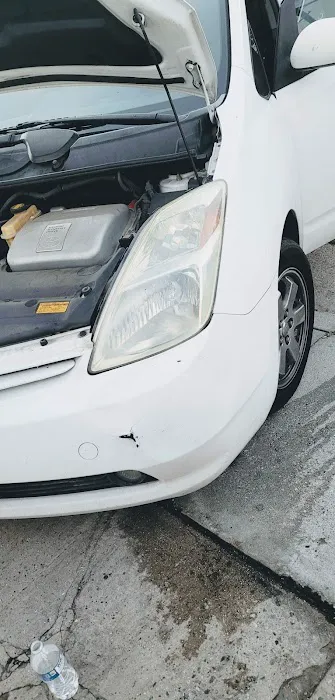 Flores Mobile Auto Repair 1
