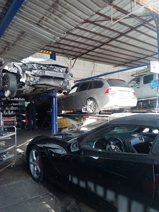 Mexi Auto Services 3