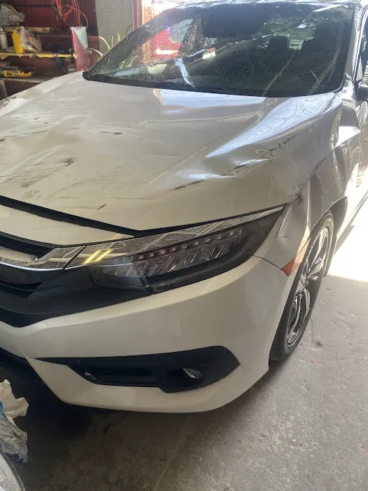 DLH Collision Center 0
