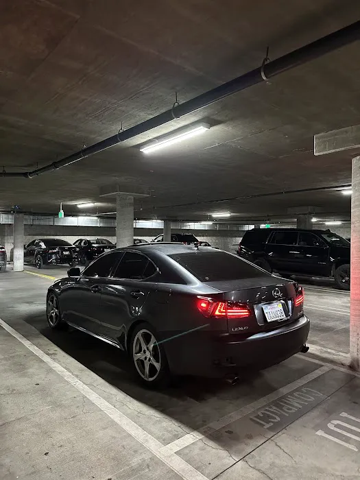 DLH Collision Center 7