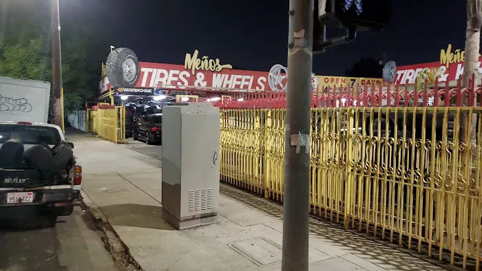 Meños Tires and Wheels 0