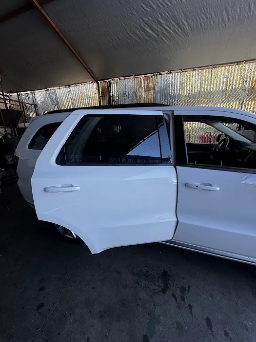 AUTO GLASS OLVERA 2