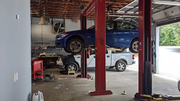 Uncle Mechanic Auto Repair 2