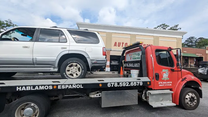 Lee's Auto Center 0