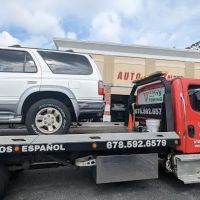 Lee's Auto Center