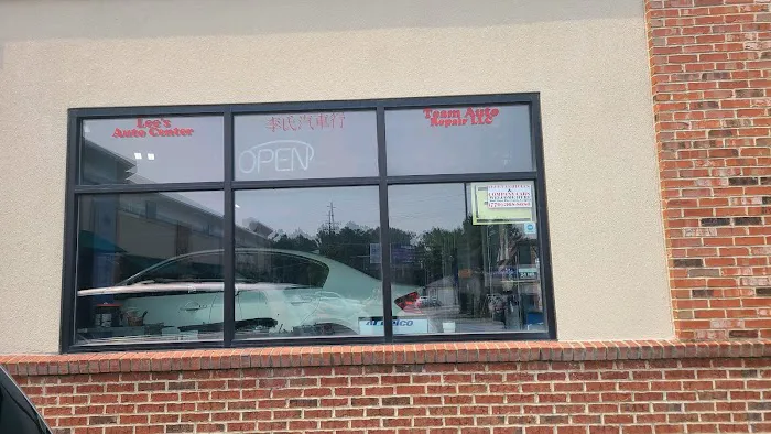 Lee's Auto Center 4