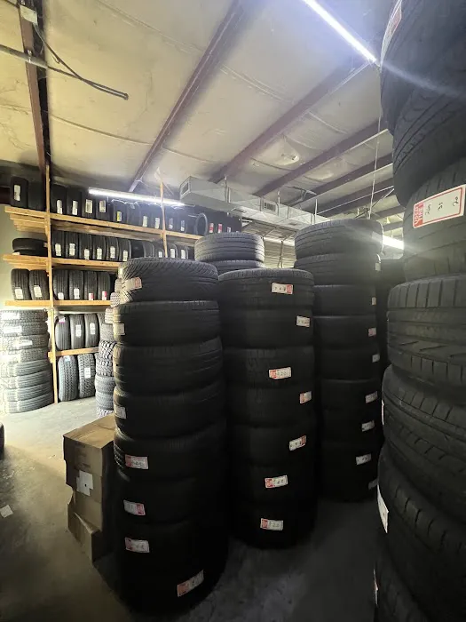 EL PAISANO TIRES 0