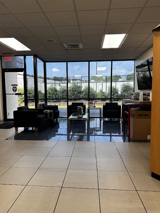 Ford Service Center 3