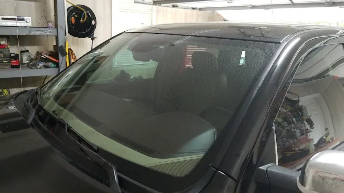 Ultimate Auto Glass & Electronics 4