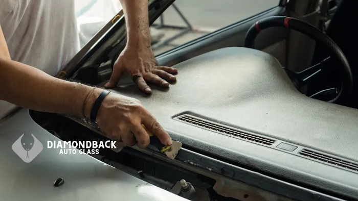 Diamondback Auto Glass Repair & Windshield Replacement in Arizona 6