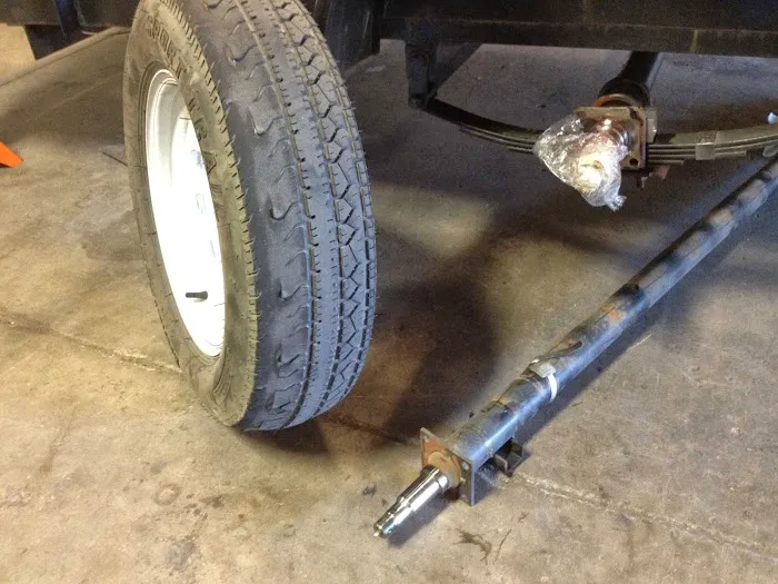 Lewis Hitches 0