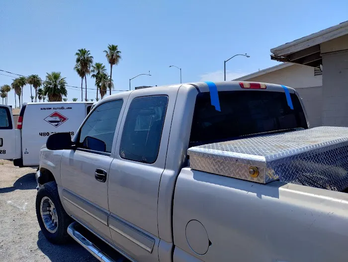 Savior Autoglass 8
