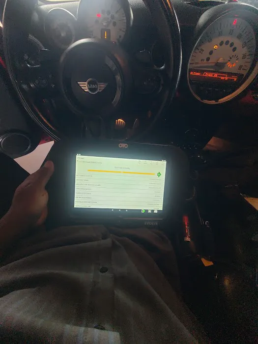 564Automotive 0