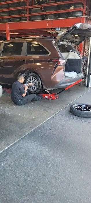 Discount Tire 8