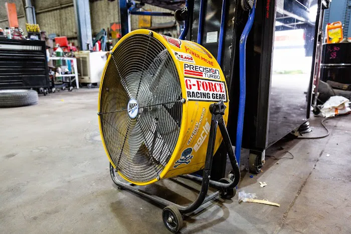 Scott's Automotive 6
