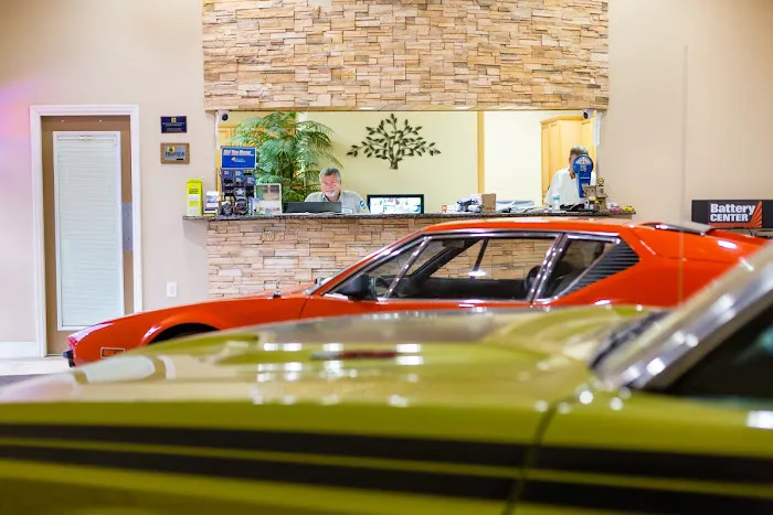Scott's Automotive 8