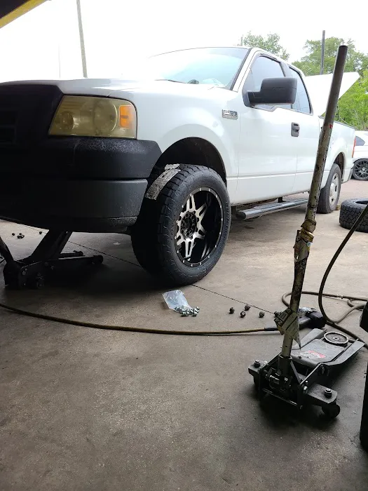 Rose Tire Shop 3