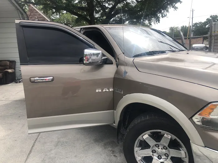 D and D Auto Glass & Tint 1