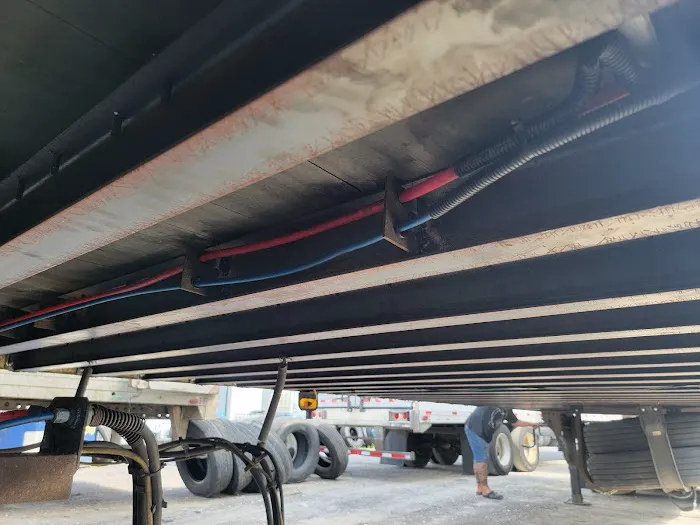 P & P Tires Truck Services -Sale of Parts 0
