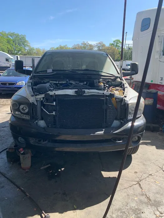 W & G Trucks Repair, LLC 9