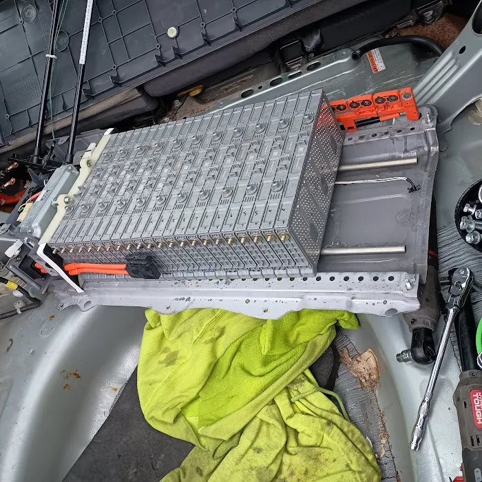 Scott's Automotive Repairs & Services 6