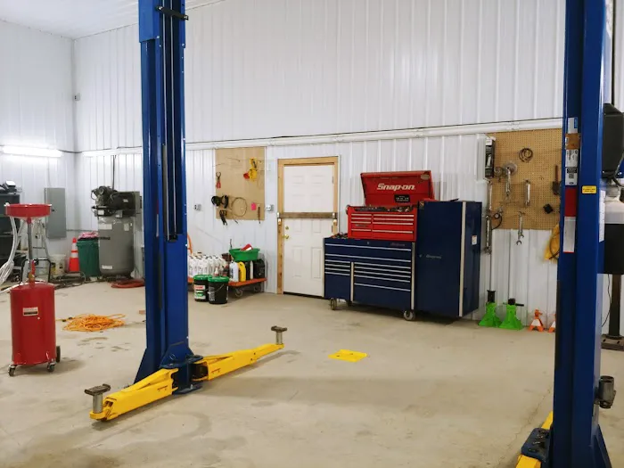 Mel's Place Truck Repair 6