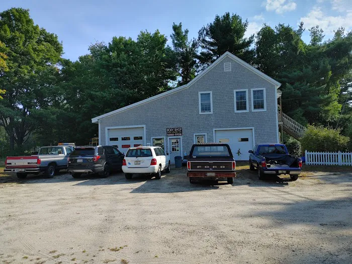 Ronny's Auto Body Shop 1