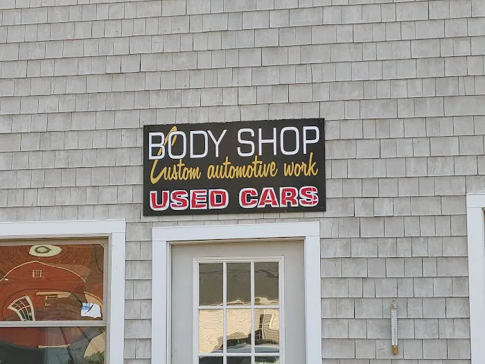 Ronny's Auto Body Shop 3