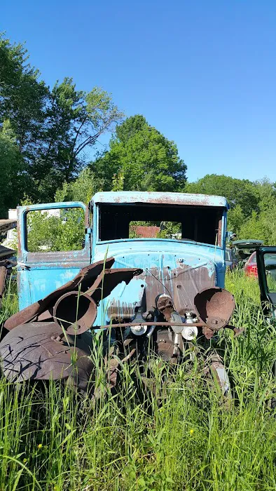 Gallant's Auto Salvage Inc 3