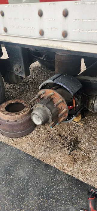 Roadrunner Diesel Services LLC 2