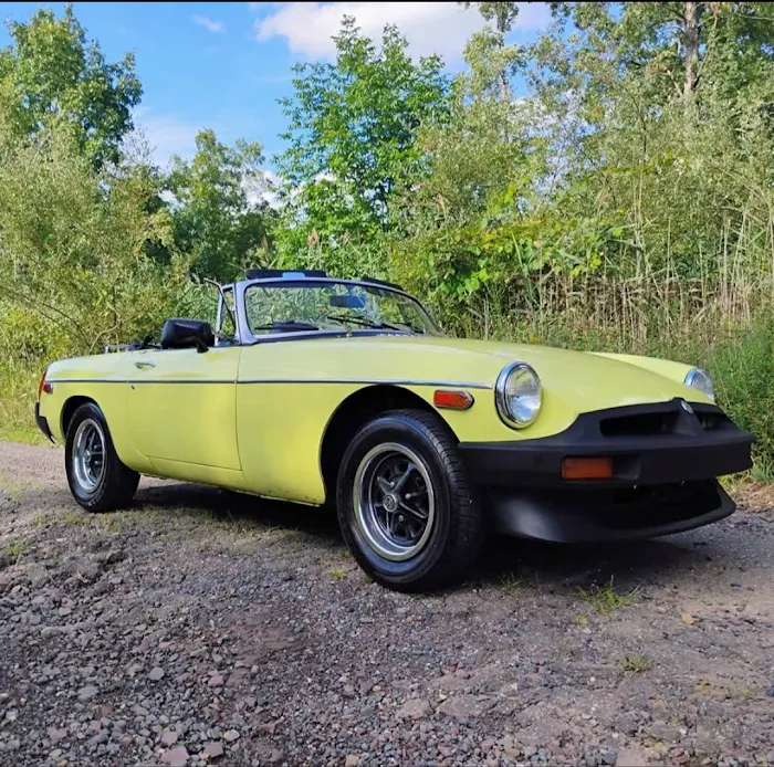 Sports Car Haven 7