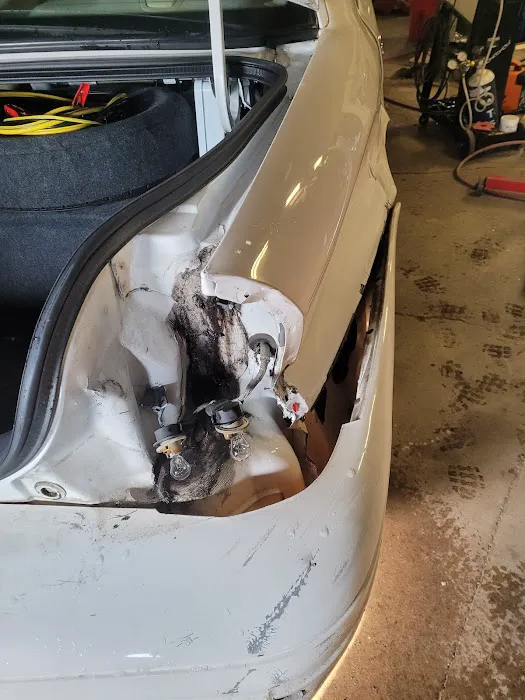 McHenry Auto and Diesel Repair 7