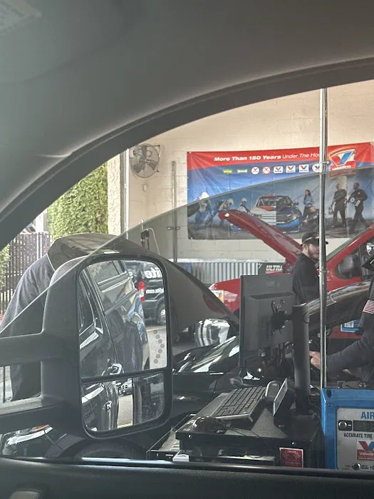 Valvoline Instant Oil Change 7