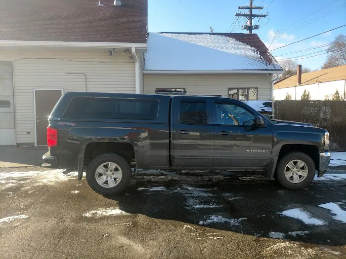 Suburban Caps, Inc. and Truck Accessories 3