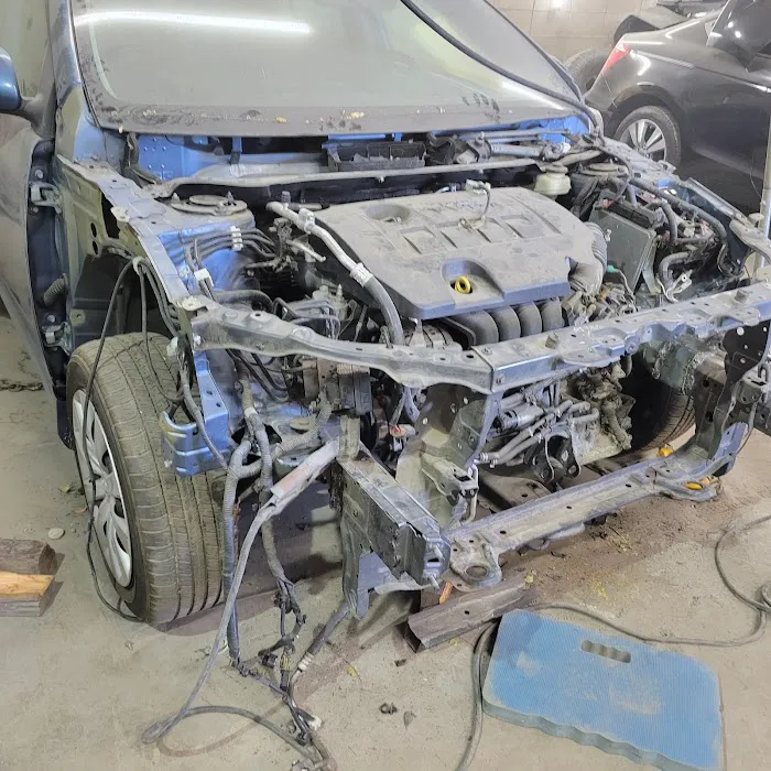 Martinez Auto collision center 1