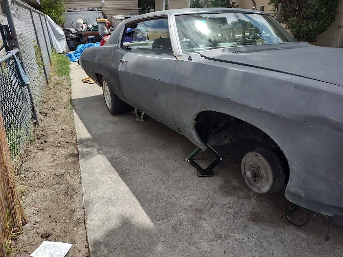 Mendoza's Auto Repair 9