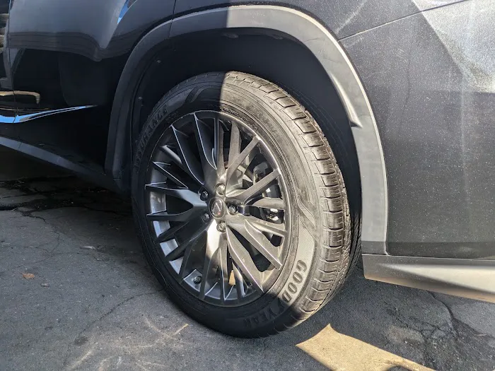 hernandez tires auto center 4